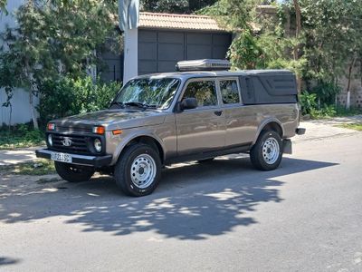 Niva pikap 2018 yil xolati yaxshi kanditsioner qoyilgan kraska radnoy