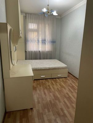 arenda kvartira srochna targoviy sentrda