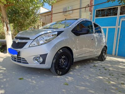 Spark sotiladi yili 2015