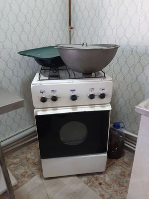 Gaz plita sotiladi
