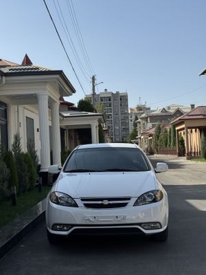 Chevrolet Jentra