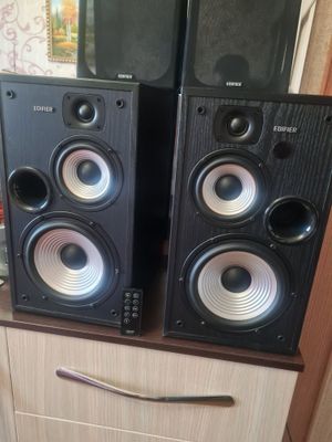 Колонки Эдифаер 2730 DB БЛЮТУС 136 ватт. Акустические системы.