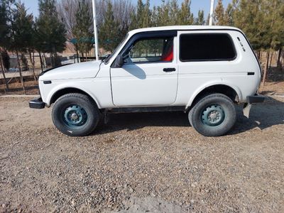 Лада нива 4×4 сотилади