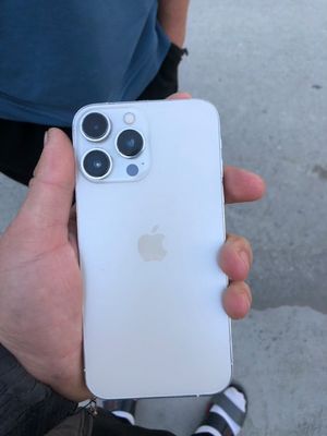 Iphone Xr 13pro corpus 128xotira 100%useleniy