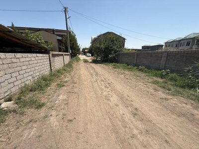 Алишеробод, продаётся земельный участок под строительство 4-сотки