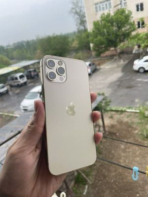 Iphone 12 pro 83% ideal