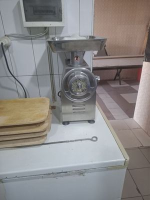 Barchasi arzon narxda sotiladi. Bundan tashqari yana narsalar bor