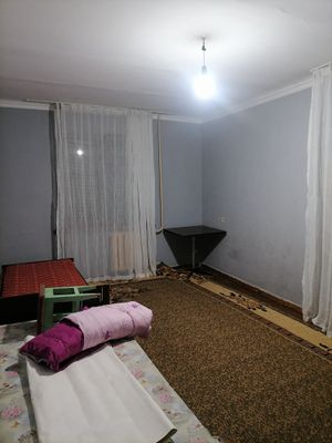 Сдаю 1-комнатн квартиру на 3эт.кирп. дома, полупустая чч