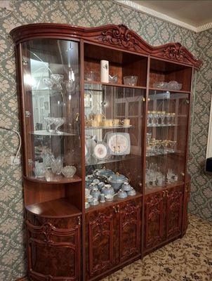 Продаётся горка-стенка