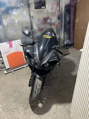 Продаётся YAMAHA R1 2010 года в хорошим состоянии с тюнингом