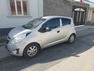 Продается авто спарк автомат евро