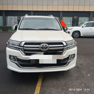 Срочно продается TOYOTA LAND CRUISER