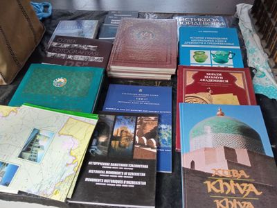 Книги по Узбекистану (в основном -новые)