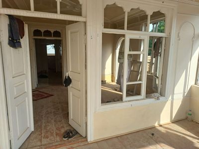 Mustaxkam pishiq eshik romlar