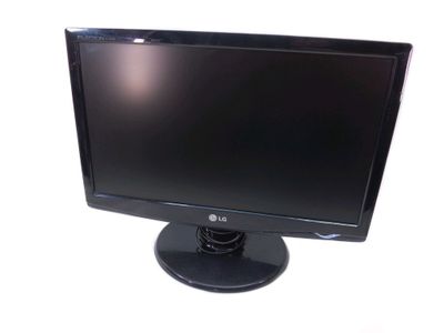 LG W1943 в хорошем состоянии в количестве