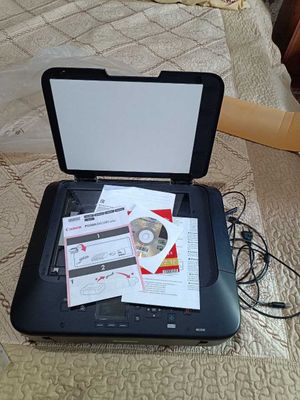 Продаю свой принтер 3в1 + Wi-Fi Canon PIXMA MG5540
