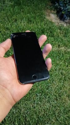 Iphone 8 64gb yomks 77
