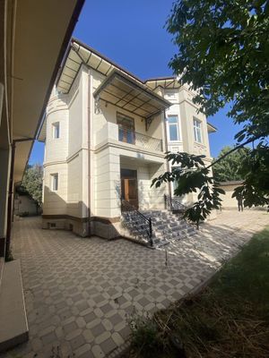 Аренда Мирзо Улугбек Дурмон махалла 10 хона 10 сотих