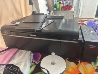 Printer L805 sotiladi xolati kak noviy