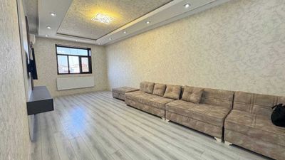 Фрунзиский Азия мехмонхонаси. 3-xona Yevro ID: 1160