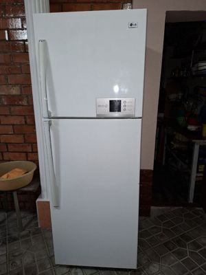 Холодильник LG в отличном состоянии