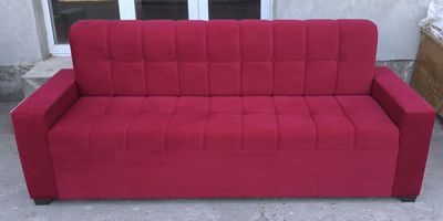 Divanlar. Sotiladi