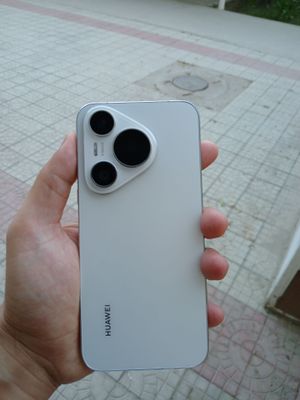 Huawei Pura 70 12/256