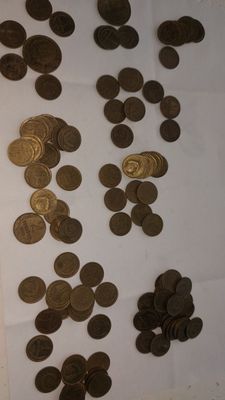 Прадам колекционие монеты