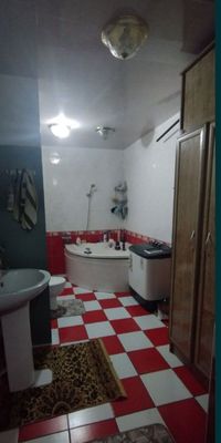 Zarafshon uylar sotiladi
