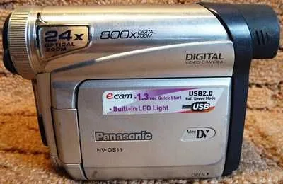 Видеокамера minidv panasonic nv-gs11 ( требуется профилактика )