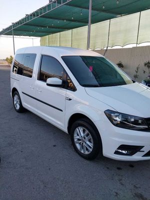 Продаю свою Volkswagen Caddy