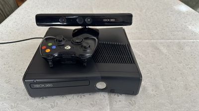 Продаю Xbox 360 kinect