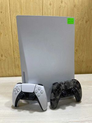 Продается игровая консоль PS5