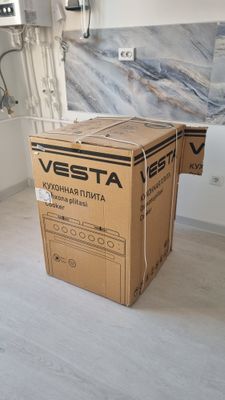 Новая газплита в коробке