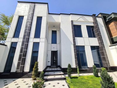 Циолковского ул. Евродом с встроенной мебелью
