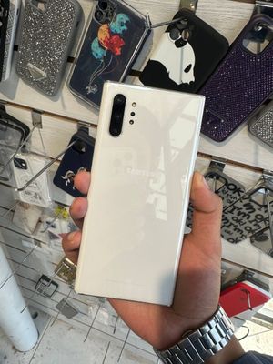Saamsung note 10+ sotiladi Kareya 256 ga Holati ideyal 5 dan 4.5 bo