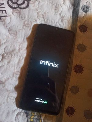 Infinix smart 7 telefon Android