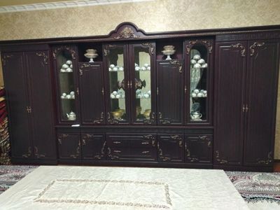 Mebel sotiladi yangide