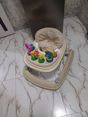 Продаётся фирменный ходунок Mamalove