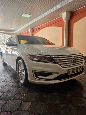 Volkswagen e-lavida