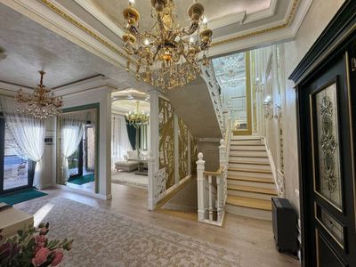 Продаётся Сайрам виллаж 8 комнатная