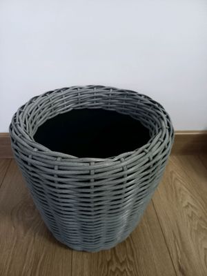 Кашпо из ротанга