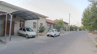 Продается дом в Учтепинском районе , массив Октября Бешкайрагоч, Такач