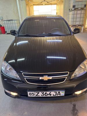 Chevrolet Gentra 3-pozitsiya