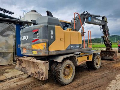 Экскаватор сотилади Volvo EW140E 2016