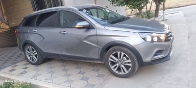 Lada vesta sw cross