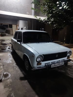 Jiguli Жигули 21011