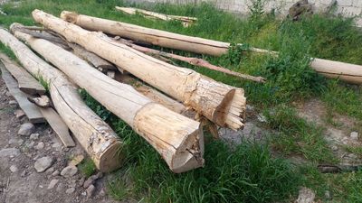 Тахта, терак, тусин б/у страпила чёрнийга