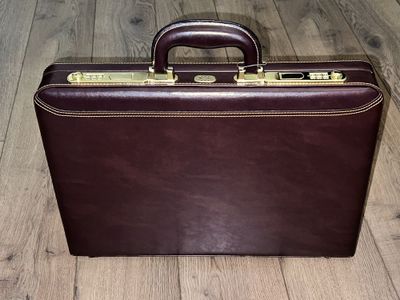 Мужской портфель-дипломат Milano