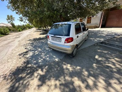 Best matiz sotiladi. Metan.
